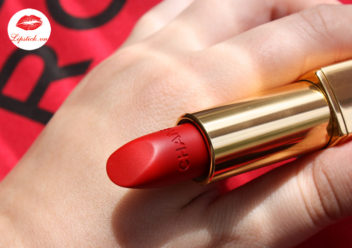 son-chanel-rouge-charnel